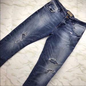 Zara relaxed boyfriend Jean